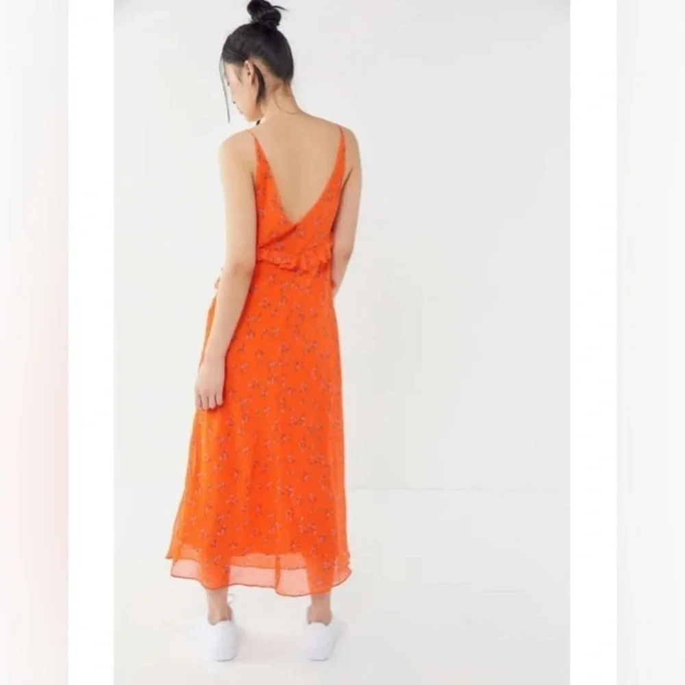 Urban Outfitters Heidi Floral Print Maxi‎ Dress Size Medium - Picture 2 of 8